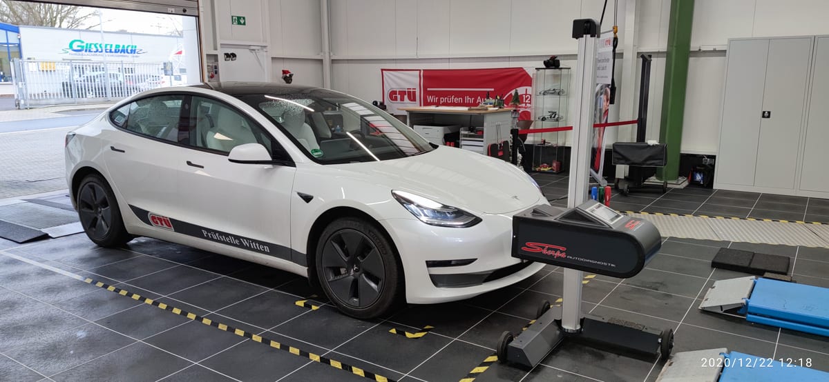 Impression vom Tesla End of Warranty Check in Witten