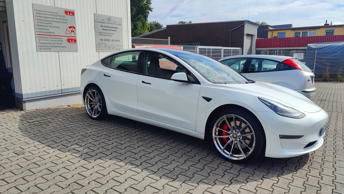 Impression vom Tesla End of Warranty Check in Witten