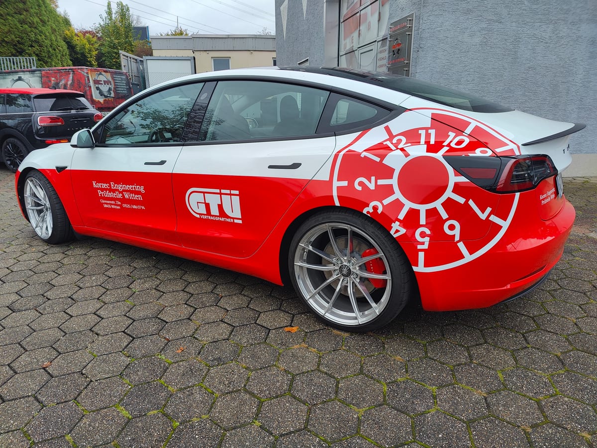 Impression vom Tesla End of Warranty Check in Witten