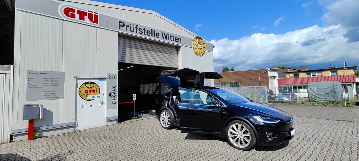 Impression vom Tesla End of Warranty Check in Witten