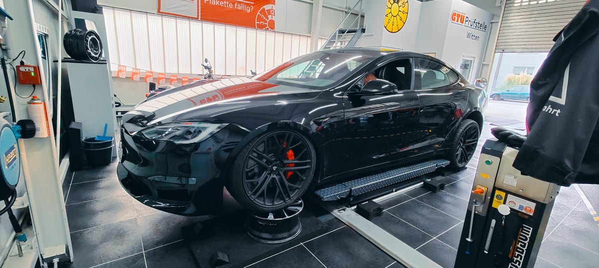 Impression vom Tesla End of Warranty Check in Witten